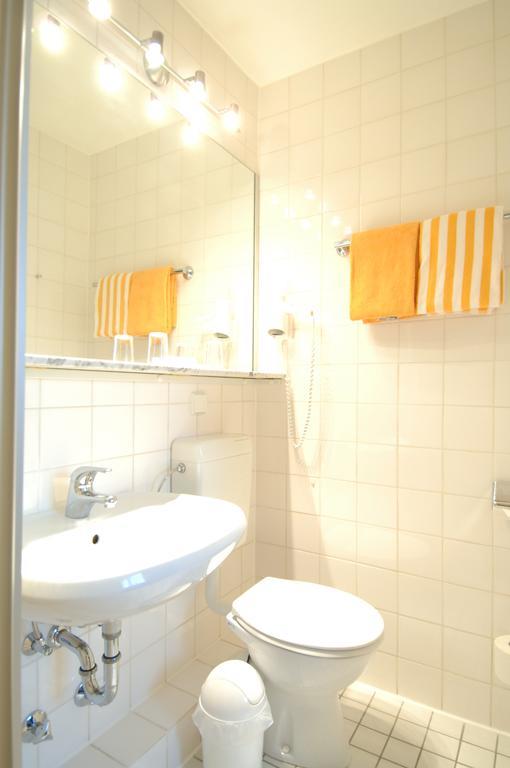 Haus Sparkuhl Hotel Garni Hannover Room photo